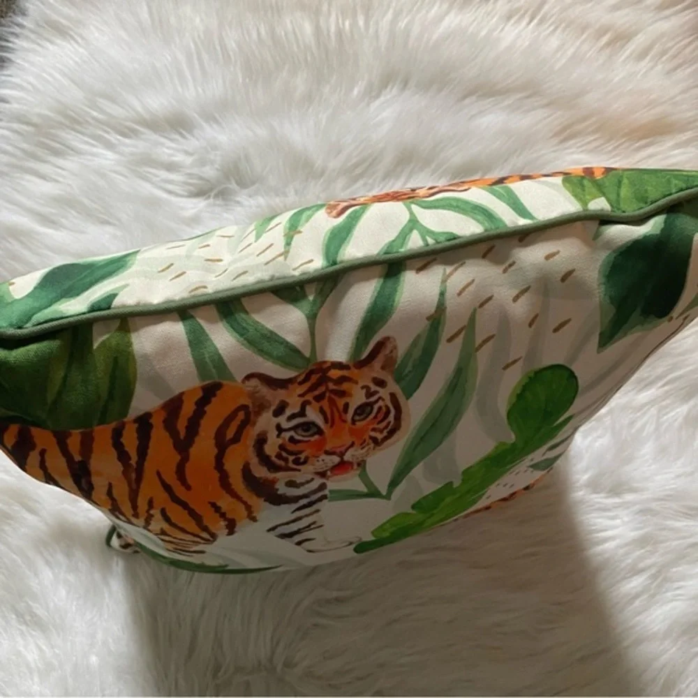 Decorative Throw Pillow 1 Pillow 1 Pillow Insert Square Watercolor Forest Tiger